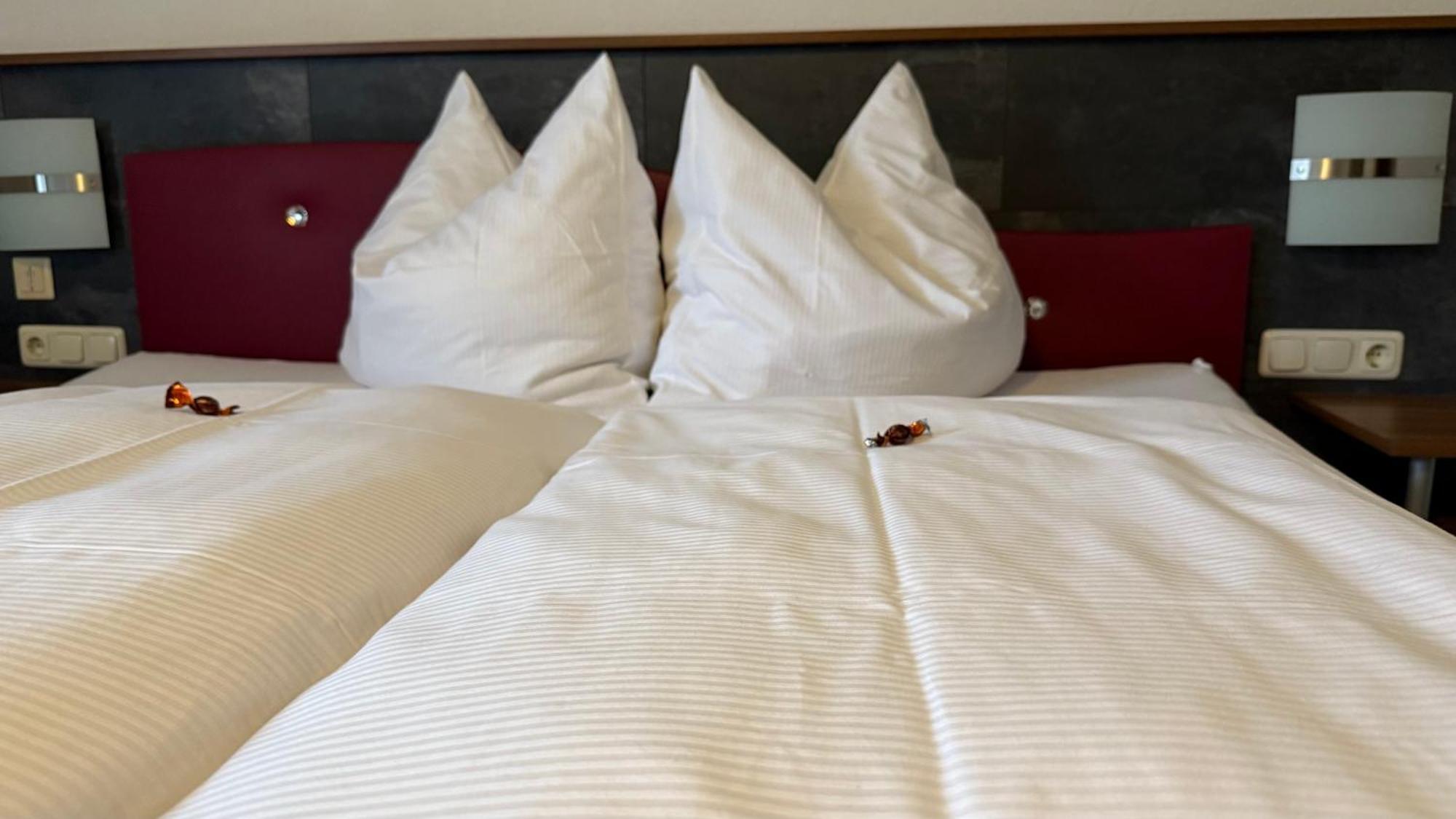 Hotel Dorfgasthof Schloesslstube ستلفلدن المظهر الخارجي الصورة