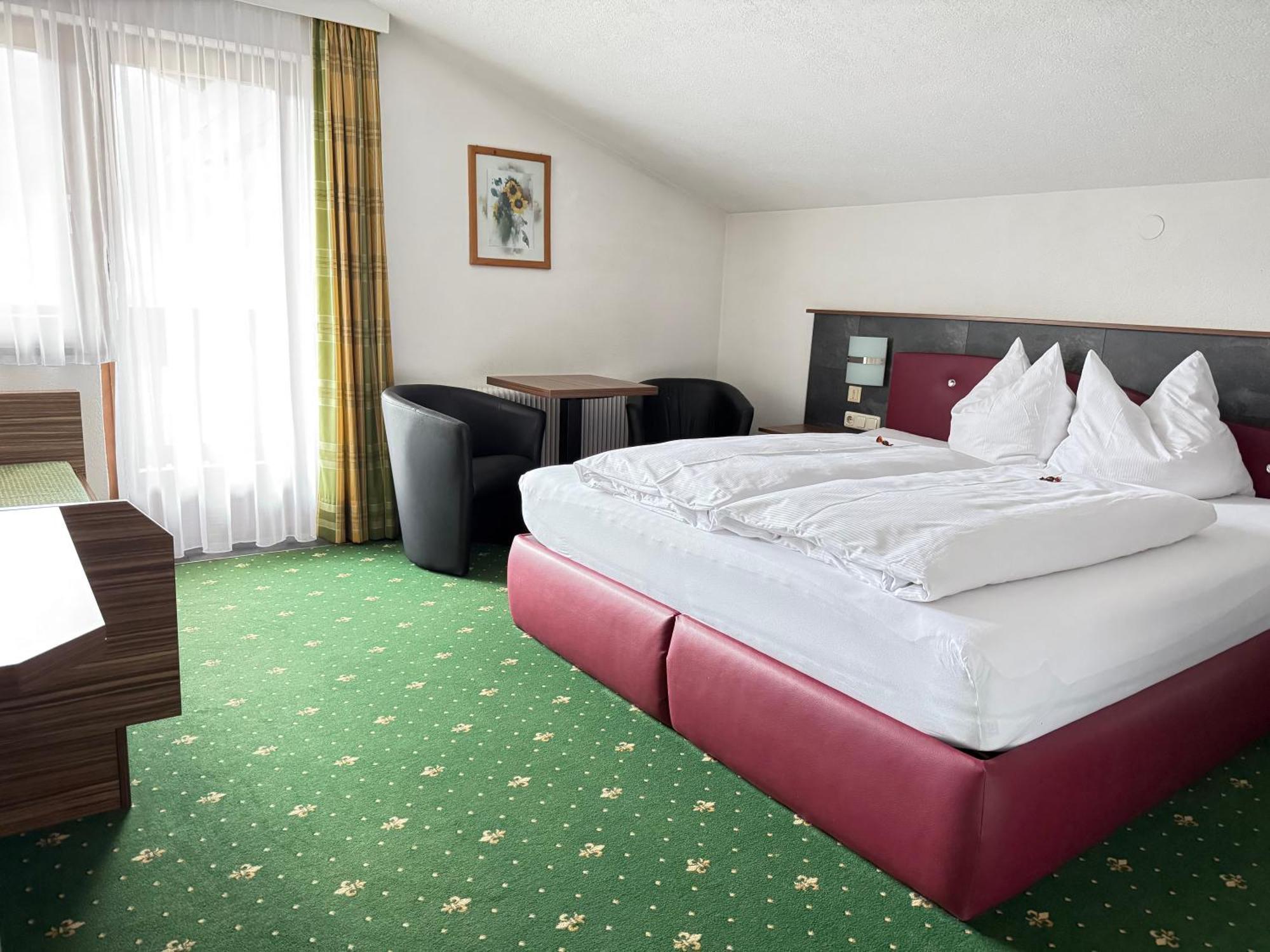 Hotel Dorfgasthof Schloesslstube ستلفلدن المظهر الخارجي الصورة