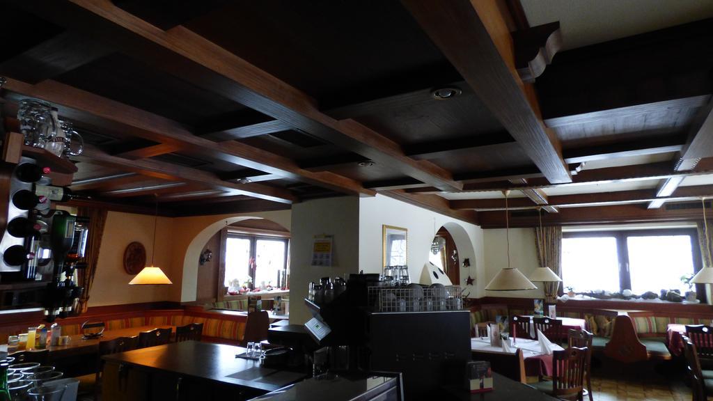 Hotel Dorfgasthof Schloesslstube ستلفلدن المظهر الخارجي الصورة